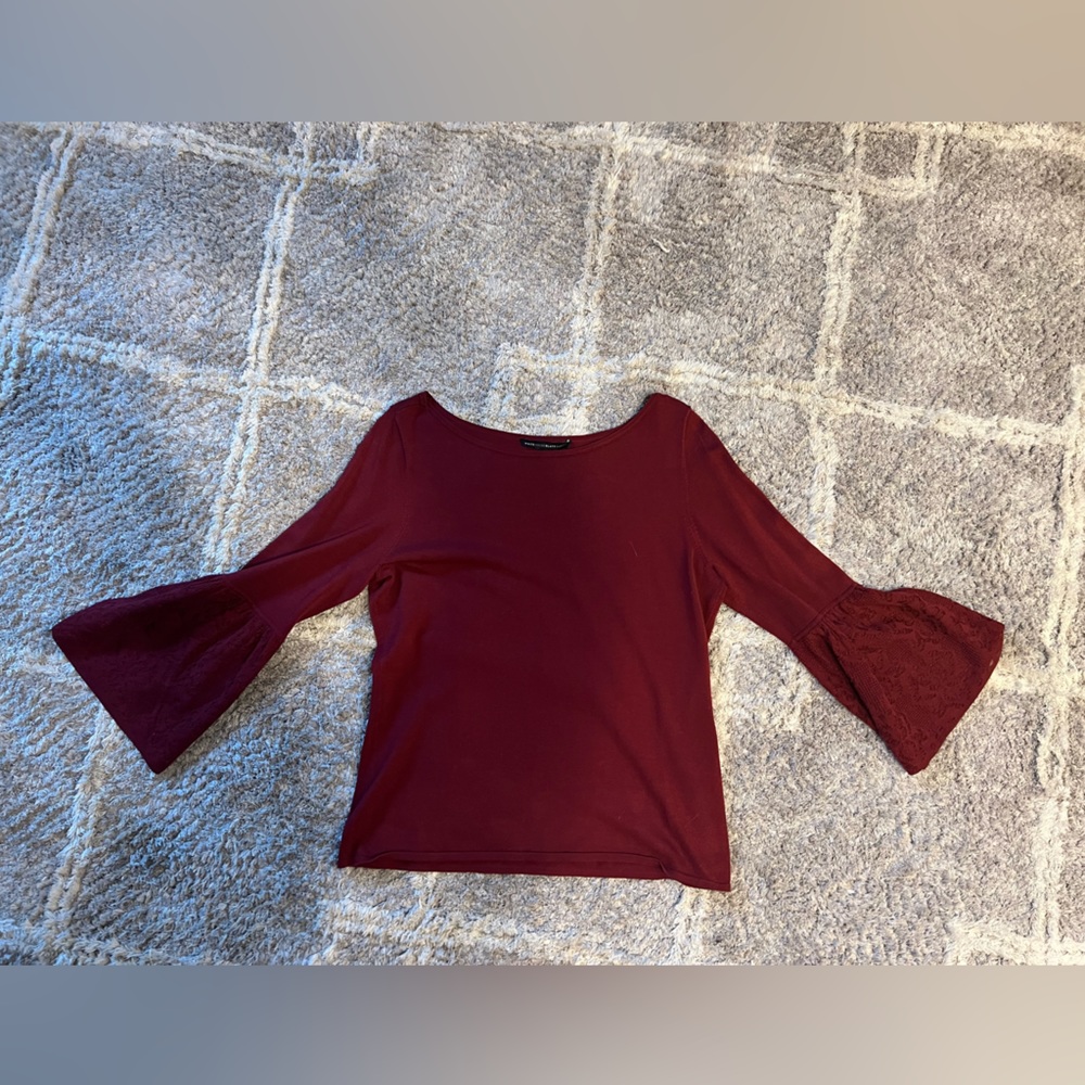White House Black Market gorgeous top size L deep red boat neck pretty sleeves